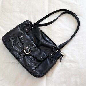 black leather shoulder bag